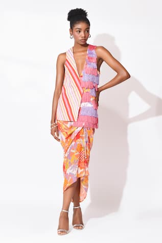 Rishi and Vibhuti Craze Charm Embroidered Vest With Skirt 