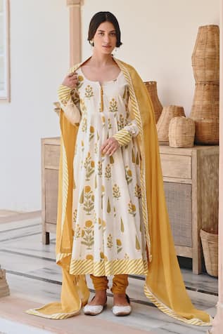 KARAJ JAIPUR Flower Butta Print Anarkali Set 