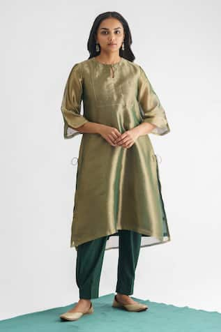 Mushio Abhilasha Bead Embellished Kurta Pant Set 