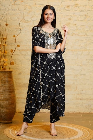 Sajeda A Lehry Tarana Big Star Hand Embroidered Kaftan With Pant 