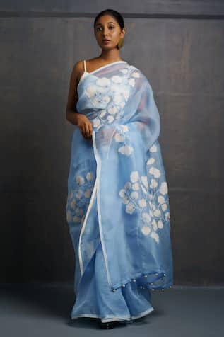 Floral Embroidered Saree With Unstitched Blouse Piece 