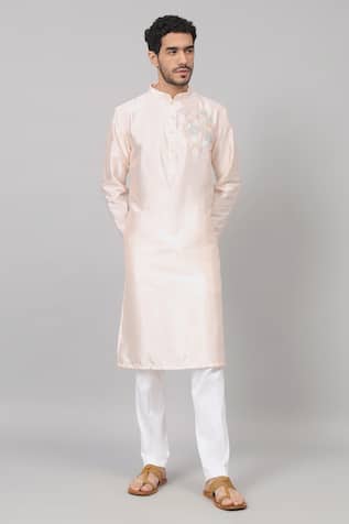 Hilo Design Taozi Resham Floral Embroidered Kurta 