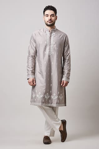 Sanjev Marwaaha Mughal Butti Embroidered Kurta & Pant Set 