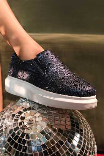 Anaar Meetcute Bead Embellished Flat Sneakers 
