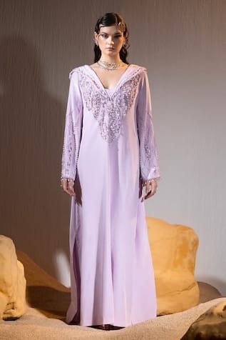 TYOHAR Mishfah Bloom Embellished Hooded Kurta With Bustier 