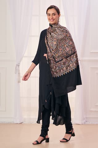 Taroob Paisley Embroidered Stole 