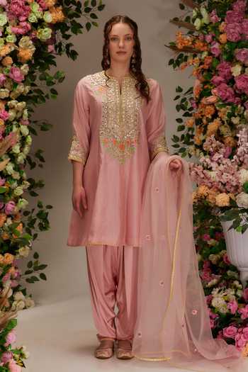 saina kapoor Gota Embellished A-Line Short Kurta Salwar Set 