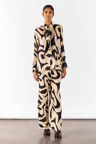 Studio Rigu Vegan Silk Chestnut Print Knot Shirt With Pant 