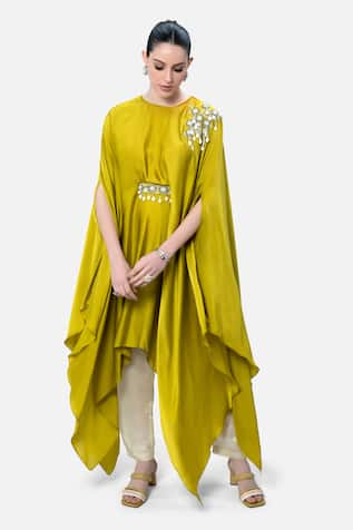 Kelaayah Placement Embroidered Asymmetric Kaftan With Pant 