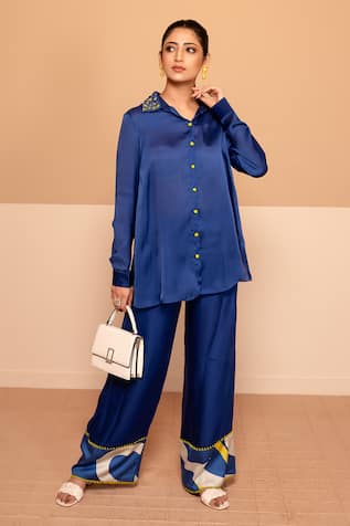 Kelaayah Yasu Embellished Collar Shirt With Pant 