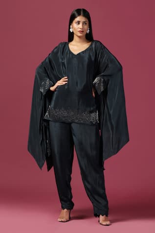 Two Sisters By Gyans Border Embroidered Tunic & Pant Set 