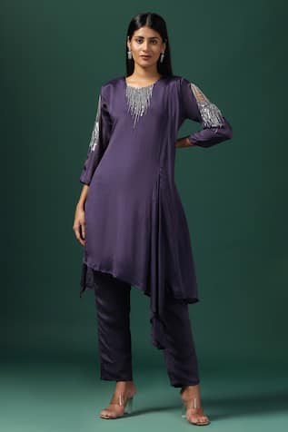 Two Sisters By Gyans Sequin Neckline Embroidered Kurta & Pant Set 