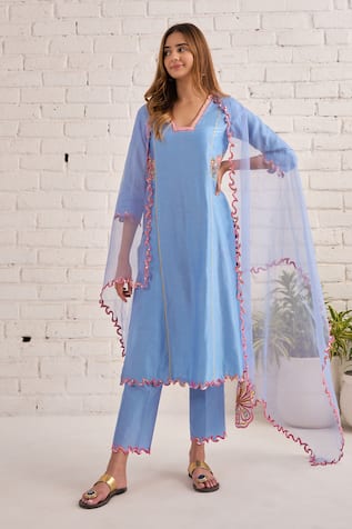 Bhawna Sethi Orchid Hand Embroidered Kurta Set 