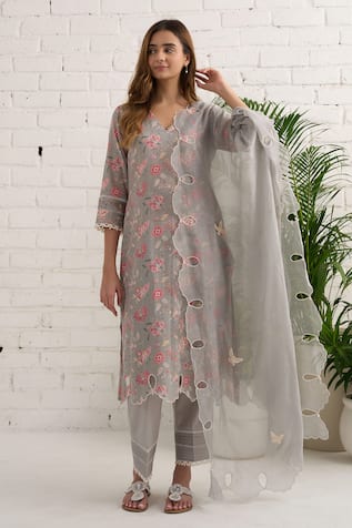 Bhawna Sethi Hibiscus Floral & Leaf Kurta Set 