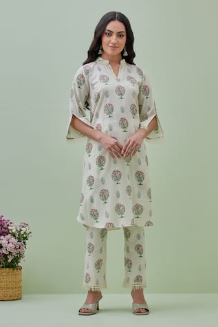 Grass & Sunshine Floral Print Kurta & Pant Set 