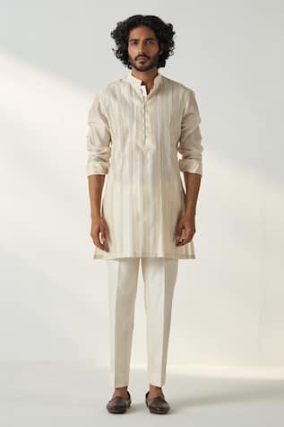 Studio Bagechaa Aman Pintuck Detailed Kurta With Pant 