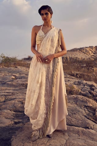 Renasci Floral Bloom Embellished Pre-Draped Saree With Bralette 