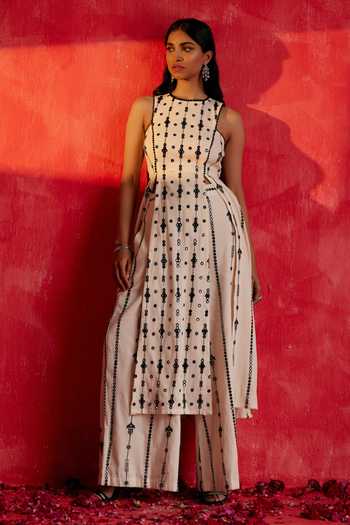 Preevin Starlet Flora Thread & Mirror Work Slit Kurta With Palazzo 