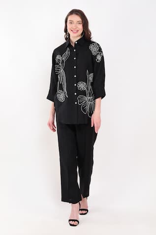 Linen Bloom Linen Flower Embroidered Shirt 