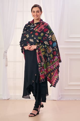 Taroob Nizam Kalamkari Embroidered Shawl 