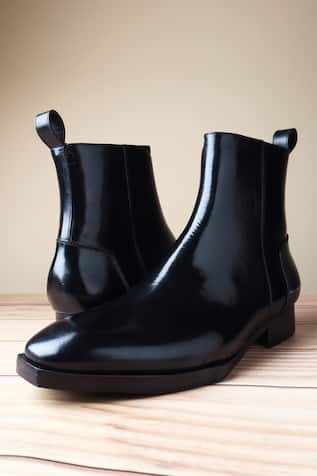 Leather Plain Boots 