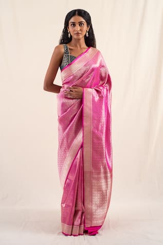 Priyanka Raajiv Sarafa Herringbone Pattern Saree With Unstitched Blouse Piece 