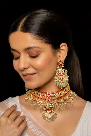 Shlok Jewels Floret Cutwork Kundan Embellished Necklace Set 