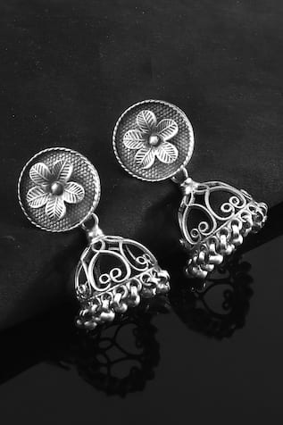 Noor Floral Pattern Jhumkas 