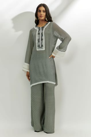 Nadima Saqib Geometric Print Kurta With Flared Pant 