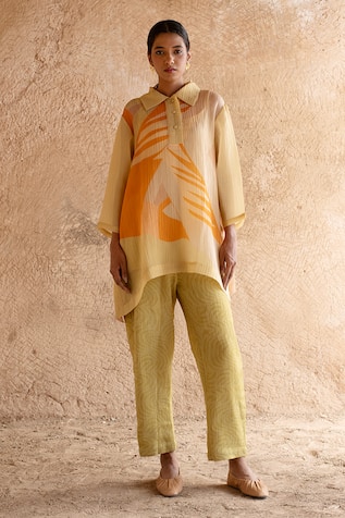 Clos Asymmetric Abstract Print Tunic With Pant 