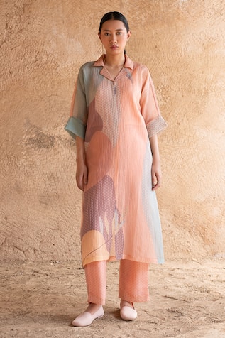 Clos Asymmetric Straight Kurta With Pant 