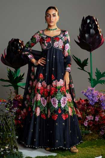 Nea By Nikita Tiwari Phool Bhag Hand Embroidered Anarkali With Dupatta 