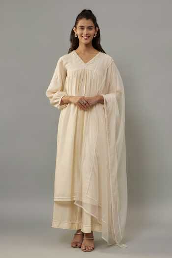 The Aarya Pearls Hand Embroidered Kurta Palazzo Set 