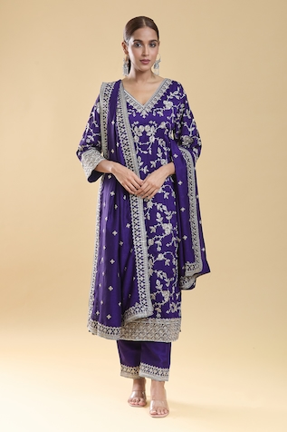 Khwaab by Sanjana Lakhani Gulshan Aari Embroidered Kurta Pant Set