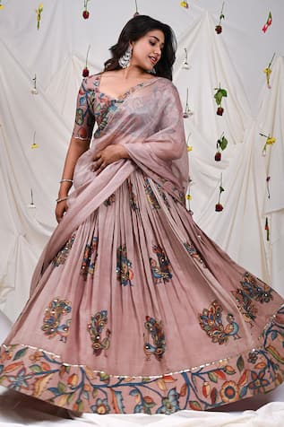 AAMRA BY LAVANYA Hand Painted Kalamkari Pattern Lehenga Set 