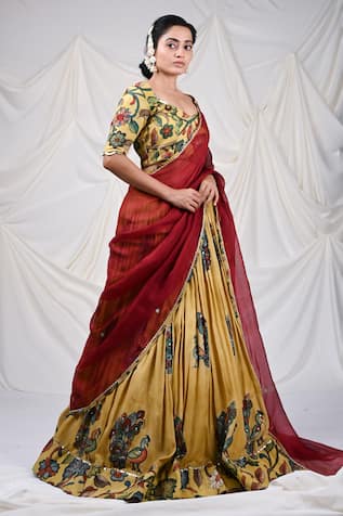 AAMRA BY LAVANYA Peacock Hand Painted Lehenga Set 