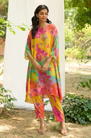 Priti Prashant Oriole Floral Print Kaftan & Pant Co-ord Set 