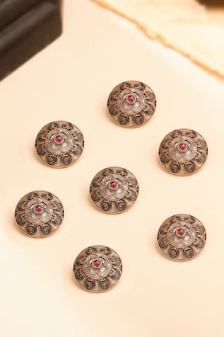 Cosa Nostraa Floret Carved 7 Pcs Buttons 