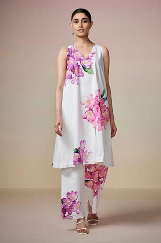 Dressfolk Beloved Petal Floral Print Cotton Kurta & Pant Set 