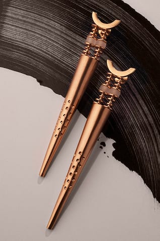 Piercing Night Spike Carved Earrings 