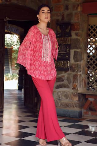 RITIKA VERMA Farah Embroidered Top With Bell Pant 