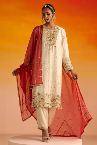 OHH CROW Sequins Hand Embroidered Kurta Pant Set 