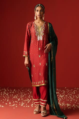 OHH CROW Zari Embroidered Kurta Set 