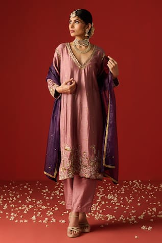 OHH CROW Hand Embroidered Zari Kurta Pant Set 