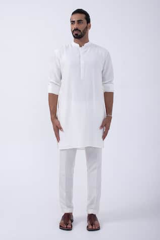 Kaka Calcutta Solid Kurta & Pyjama Set 