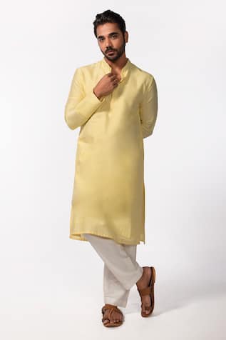 Kaka Calcutta Collar Embroidered Kurta & Pyjama Set 