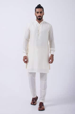 KAKA CALCUTTA Solid Kurta & Pyjama Set 