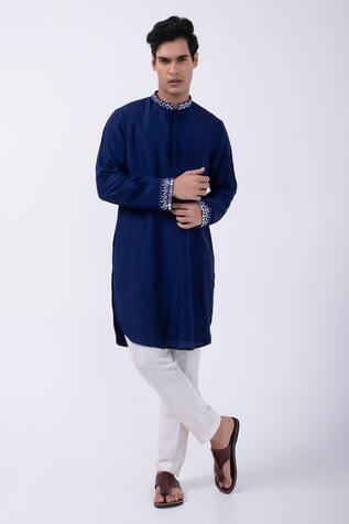 KAKA CALCUTTA Collar Embroidered Kurta & Pyjama Set 