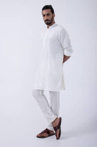Kaka Calcutta Plain Kurta & Pyjama Set 