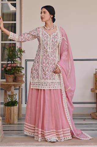 KARAJ JAIPUR Flower Jaal Print Kurta Lehenga Set 